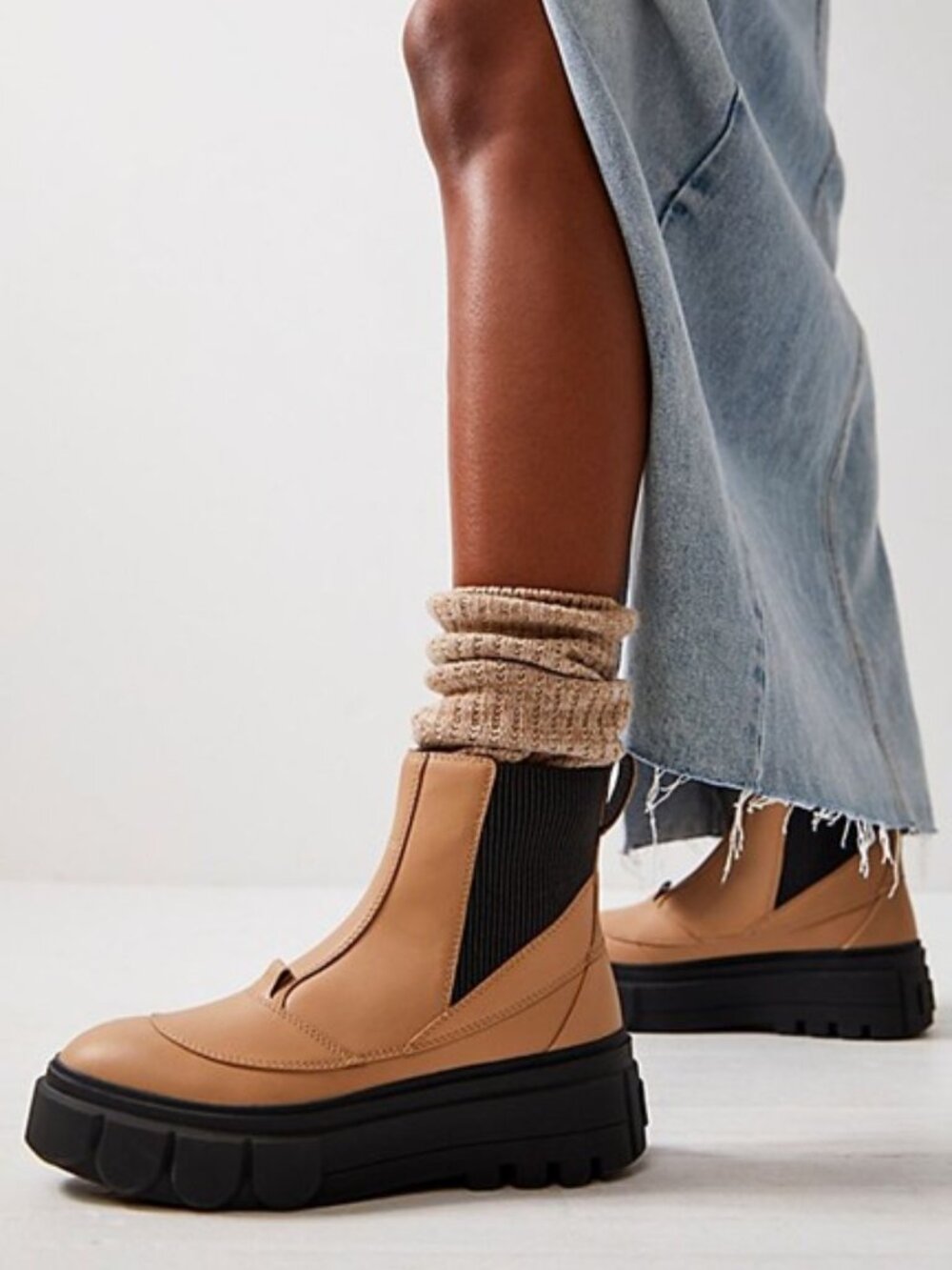 Sorel Caribou X Chelsea Boots Leather Booties Waterproof Canoe Jet Size 8.5 NEW